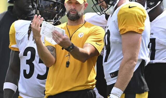 7974409_web1_gtr-Steelers13-080724
