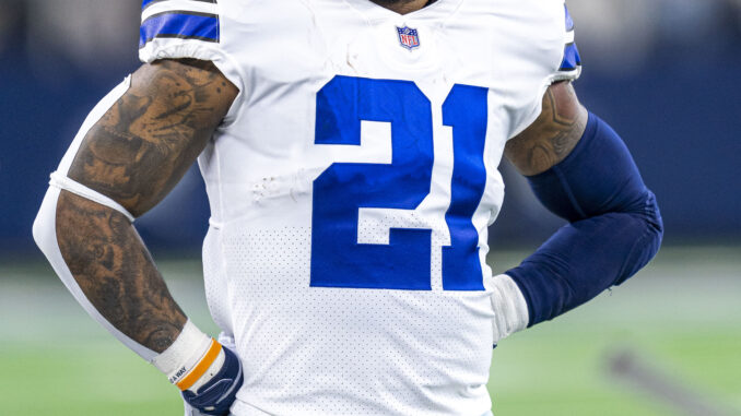 Ezekiel_Elliott_(51786504646)